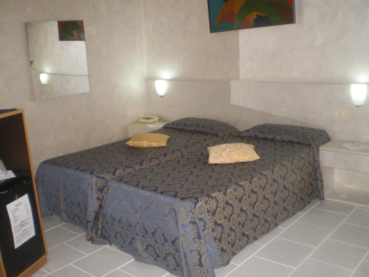 Hotel Eden Osio Sotto Pokój zdjęcie