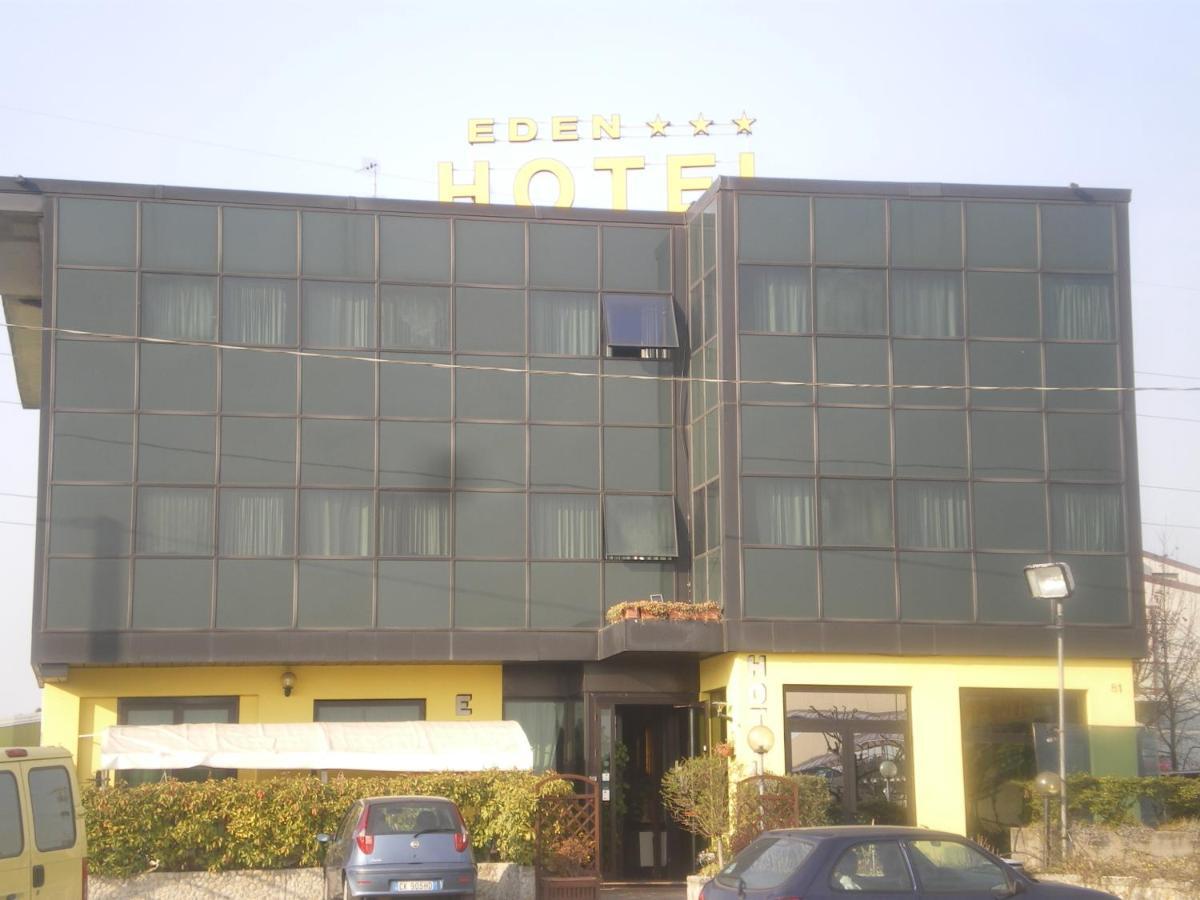Hotel Eden Osio Sotto Zewnętrze zdjęcie