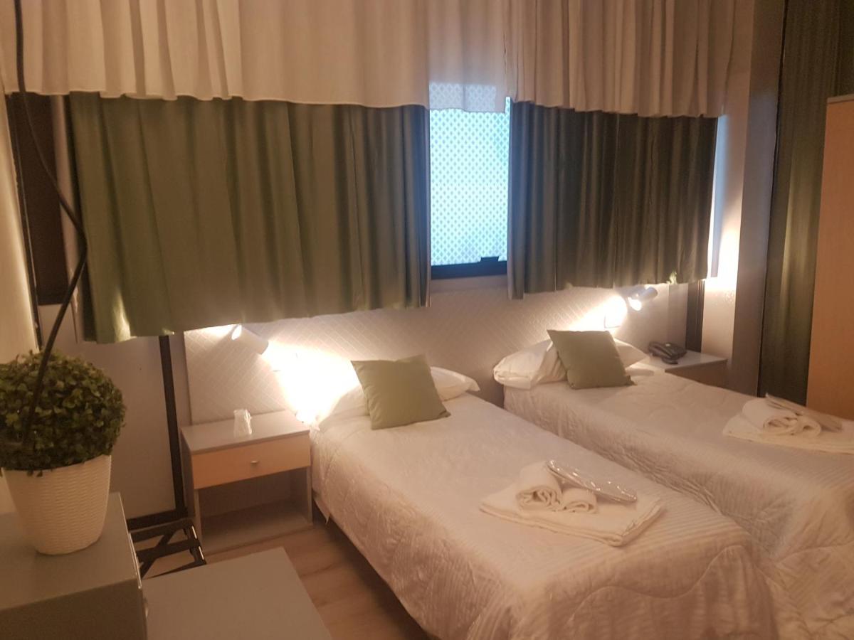 Hotel Eden Osio Sotto Zewnętrze zdjęcie